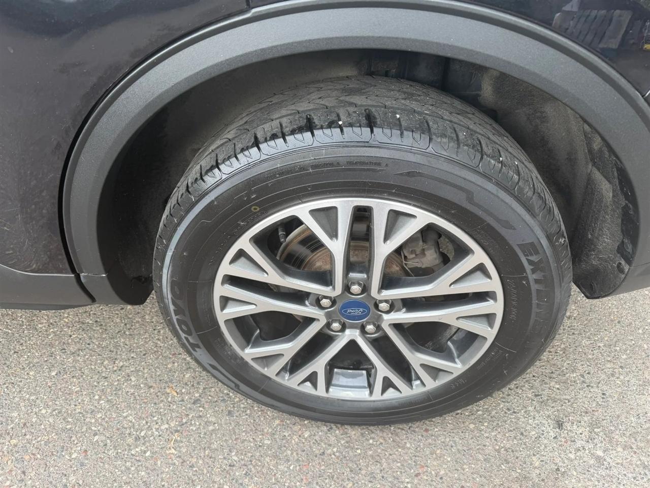 Ford Escape photo 18