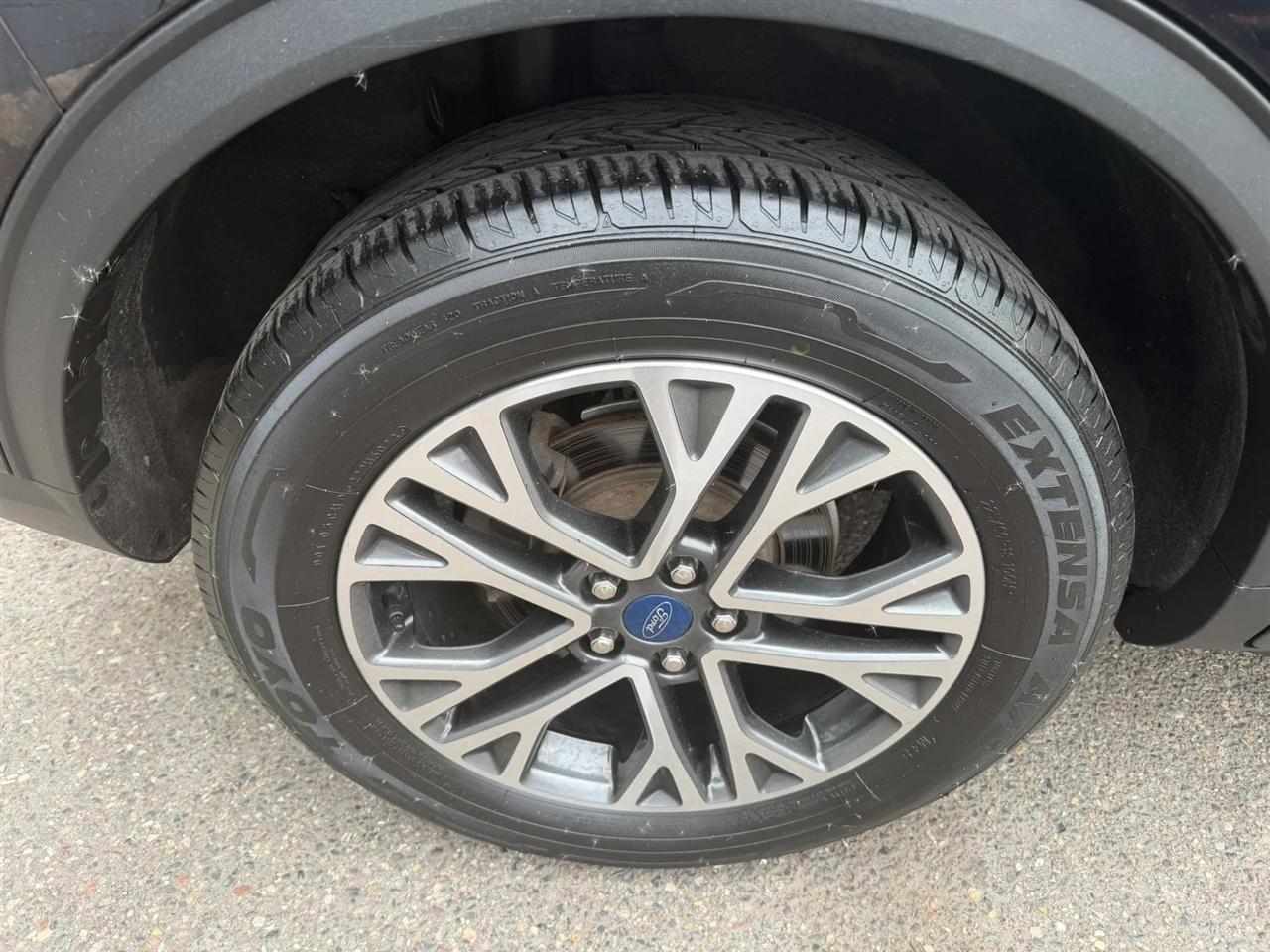 Ford Escape photo 19