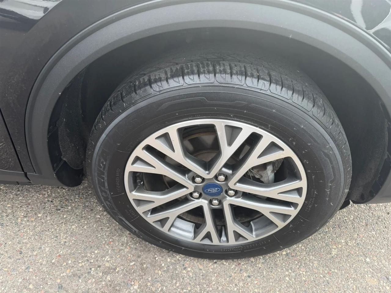 Ford Escape photo 20