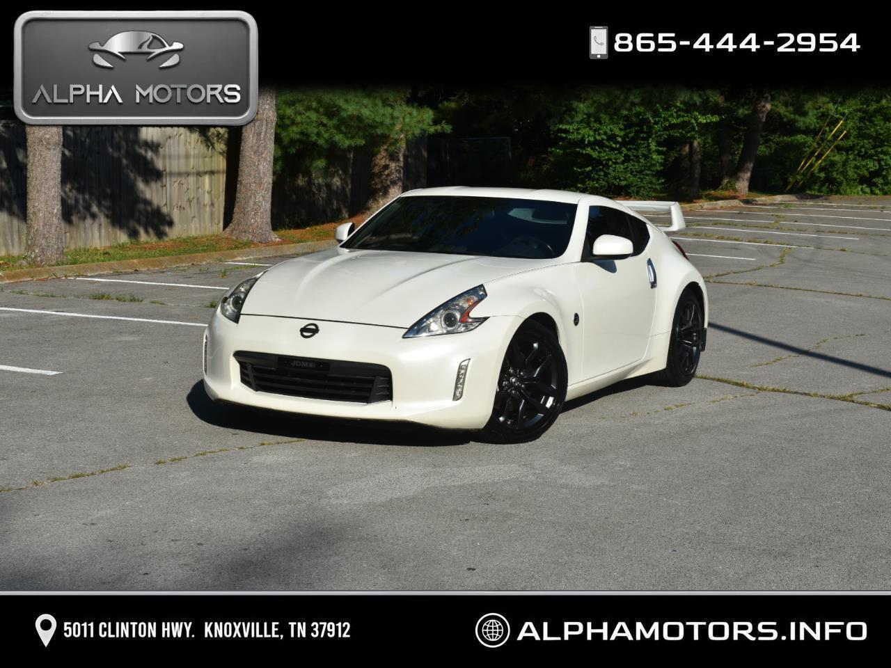White 2016 Nissan 370Z Coupe  Automatic