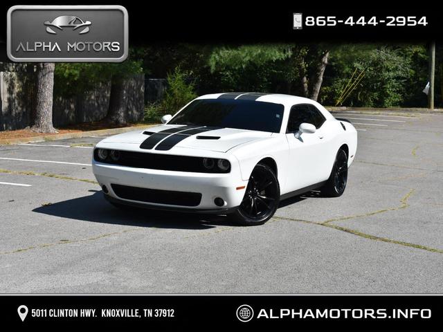 White 2016 Dodge Challenger Coupe Rear-Wheel Drive Automatic