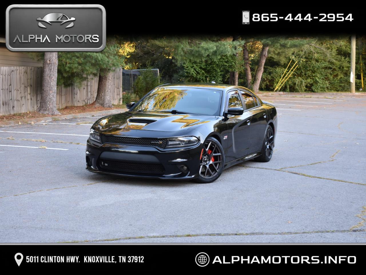 Black 2017 Dodge Charger Sedan Rear-Wheel Drive Automatic