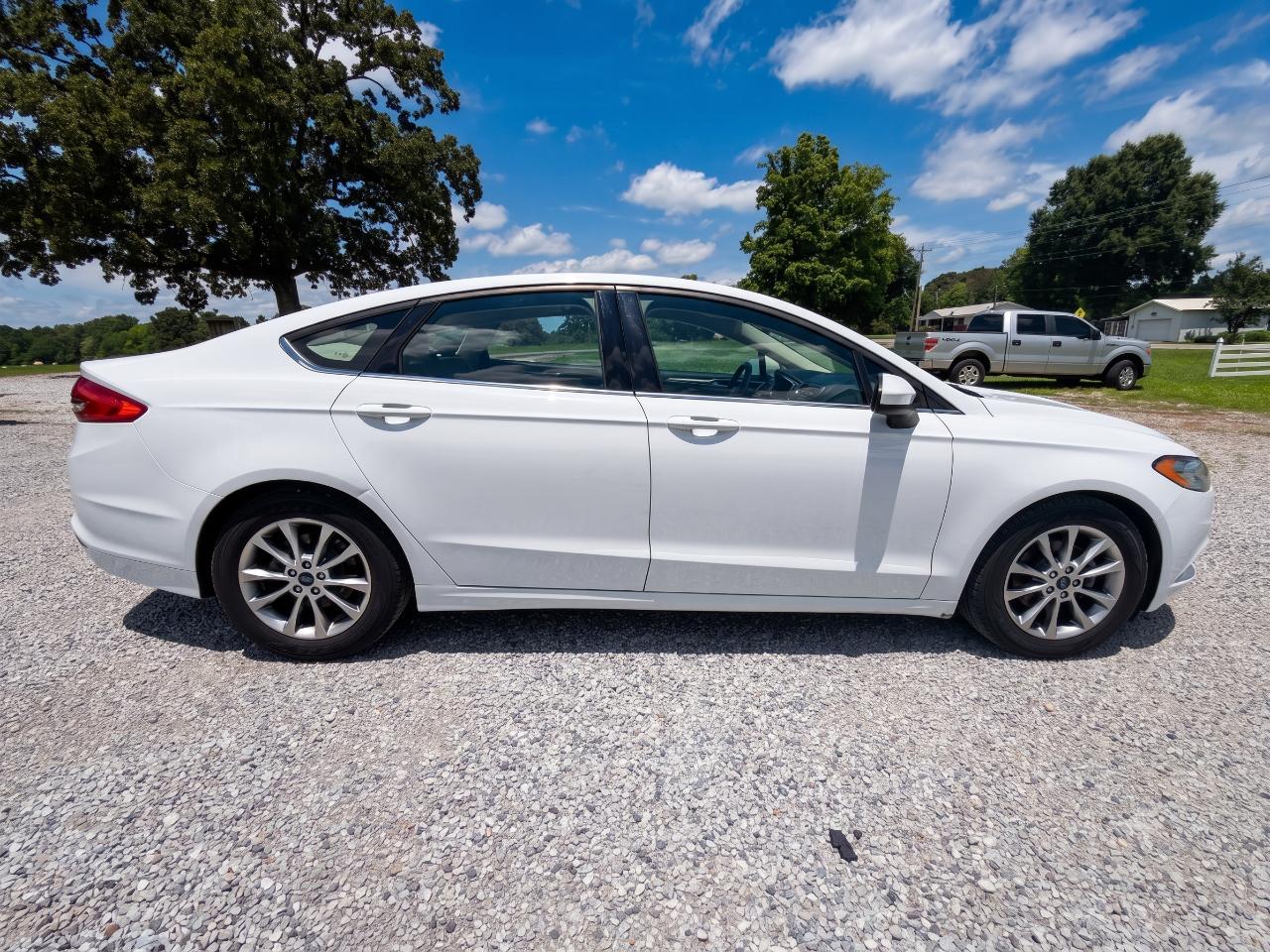 Ford Fusion SE 2017