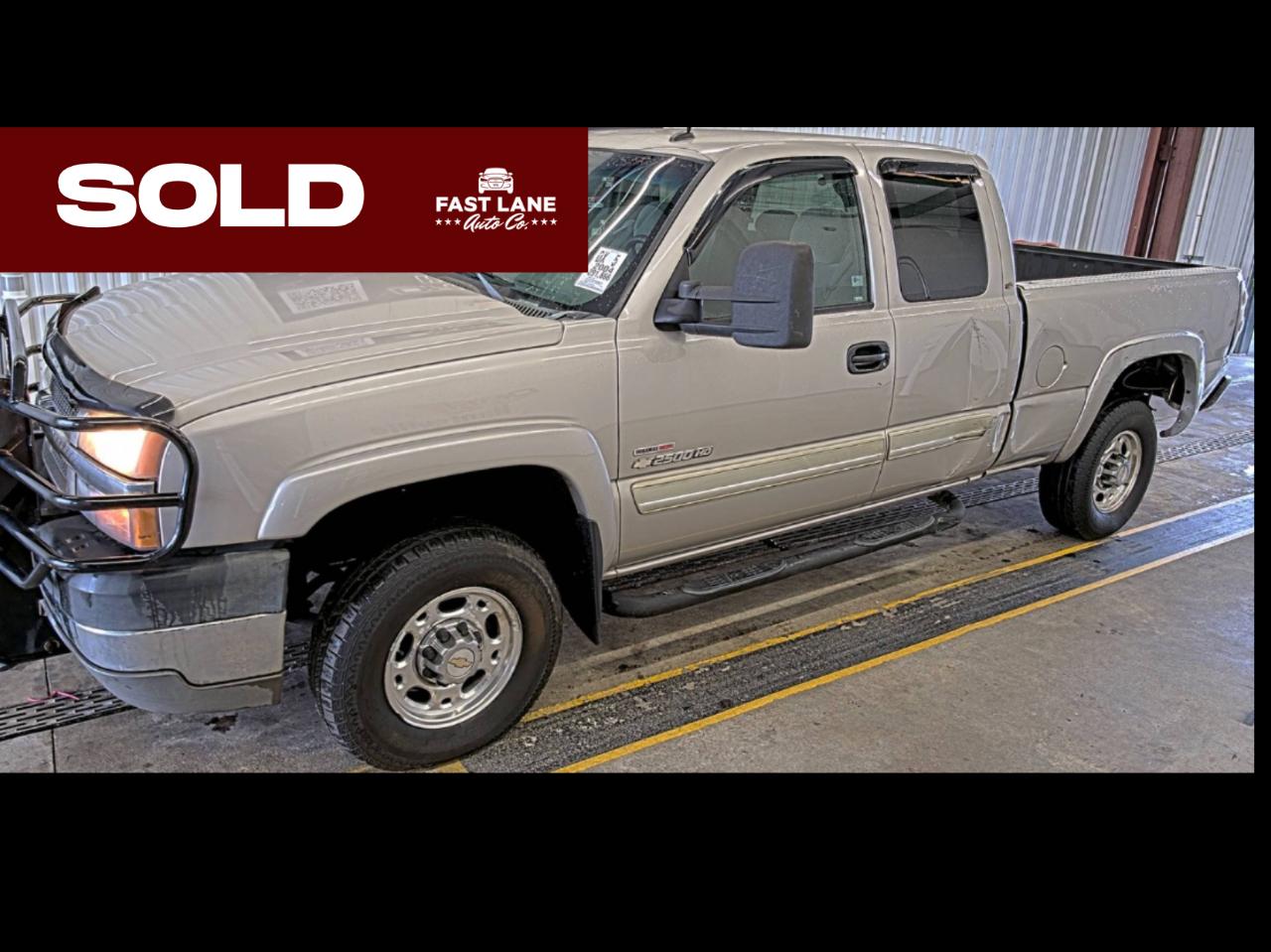 2004 Chevrolet Silverado 2500HD Work Truck Ext. Cab Short Bed 2WD
