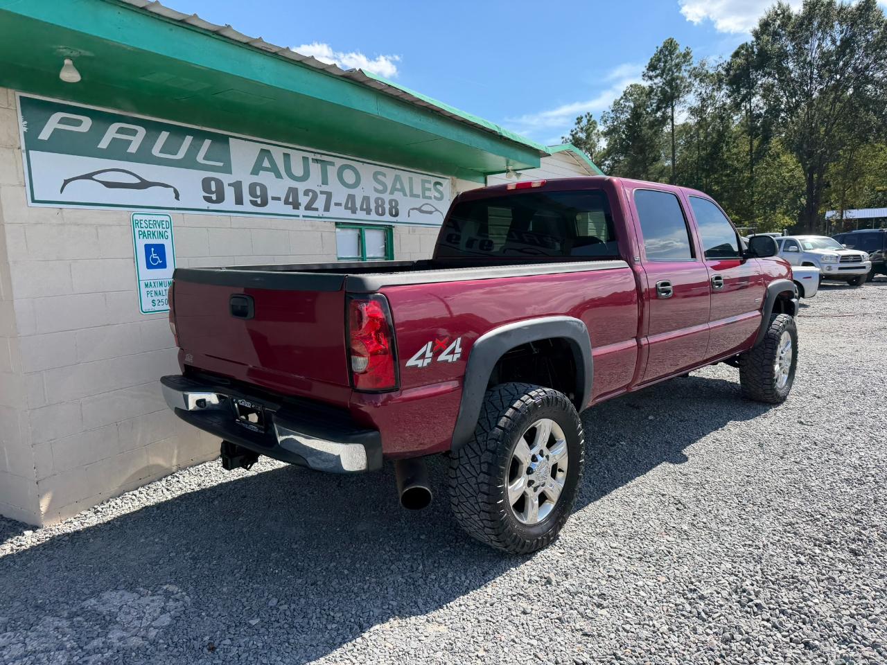 Chevrolet Silverado 2500HD LS Crew Cab 4WD 2006