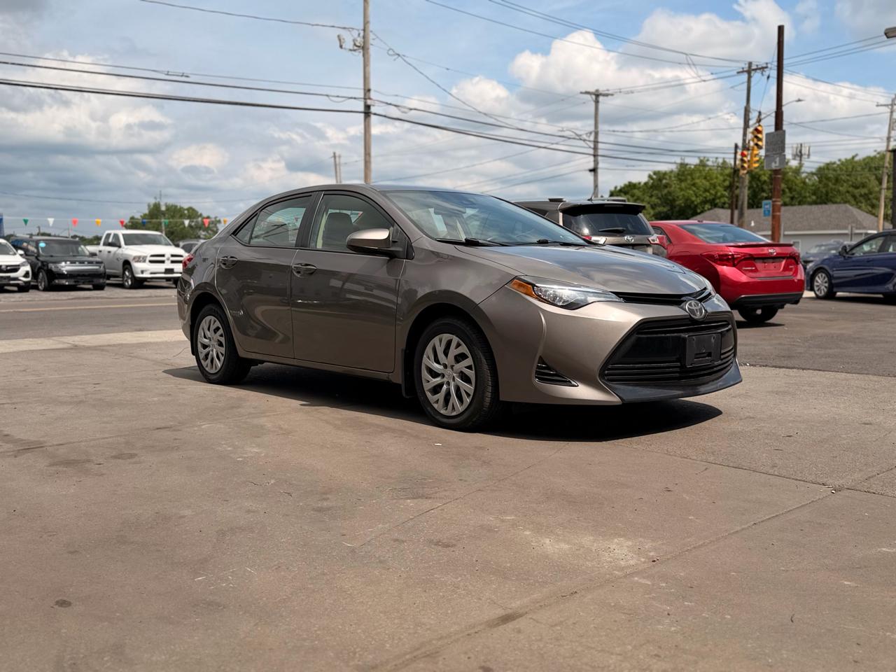 2017 Toyota Corolla LE 4D Sedan