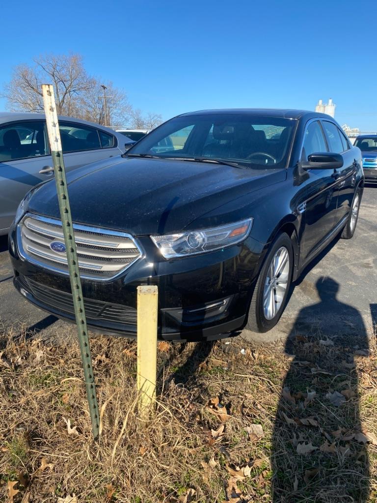 Ford Taurus SEL FWD 2017