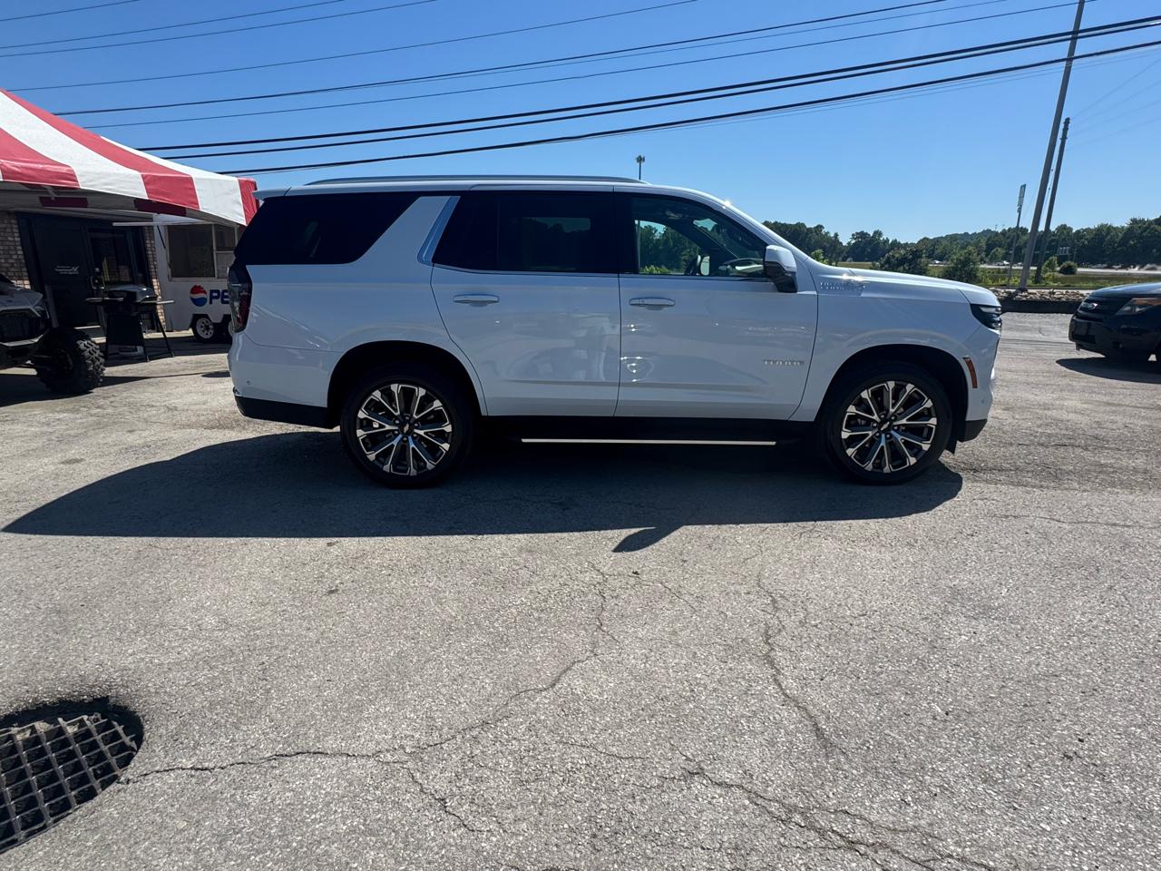 Chevrolet Tahoe 4WD 4dr High Country 2026