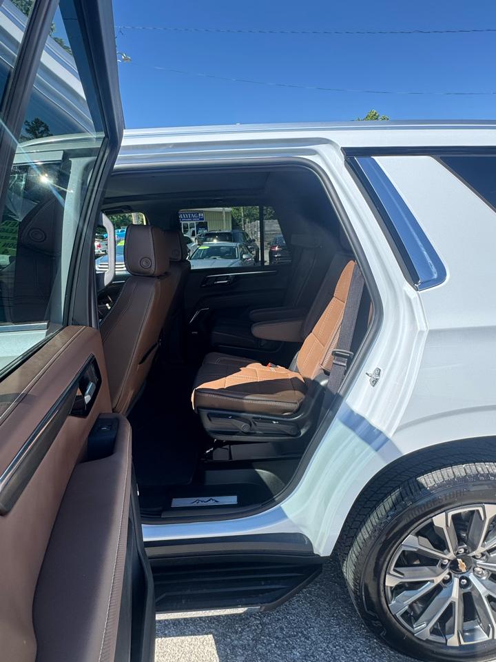 Chevrolet Tahoe 4WD 4dr High Country 2026