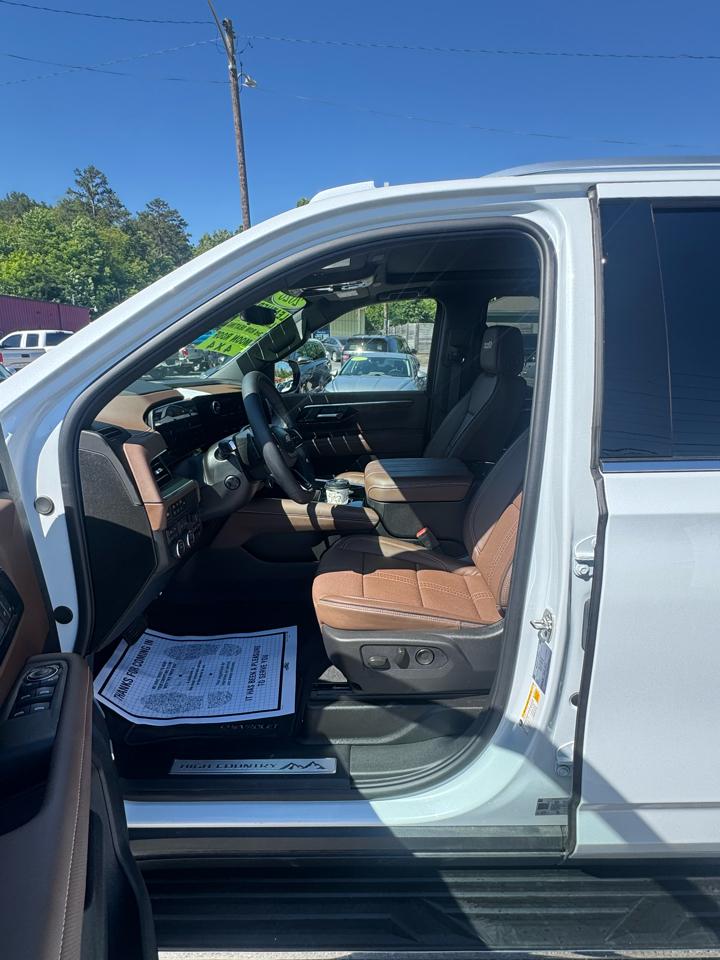 Chevrolet Tahoe 4WD 4dr High Country 2026