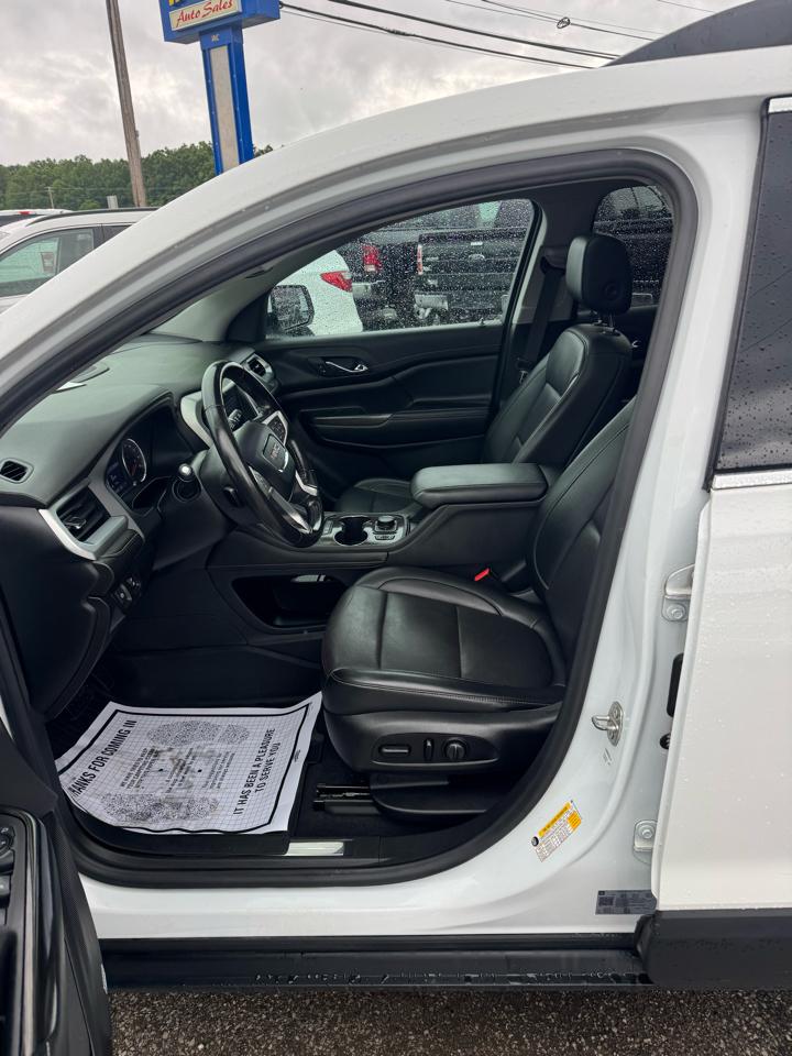 GMC Acadia AWD 4dr SLT 2021