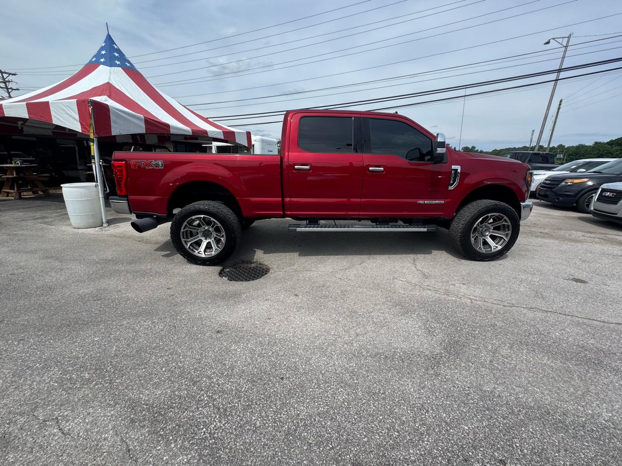 Ford Super Duty F-350 SRW 4WD Crew Cab 156" Lariat 2019