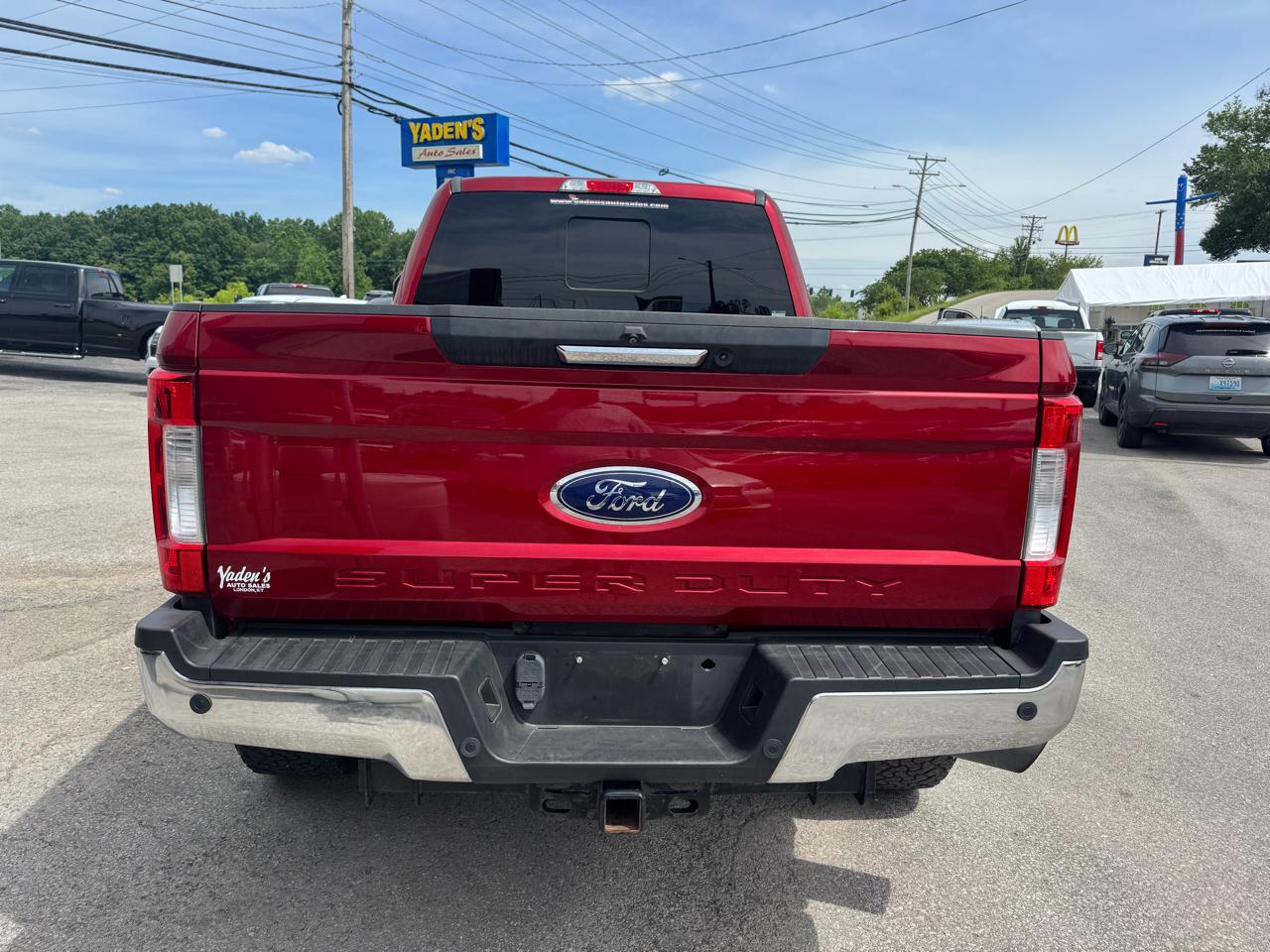 Ford Super Duty F-350 SRW 4WD Crew Cab 156" Lariat 2019