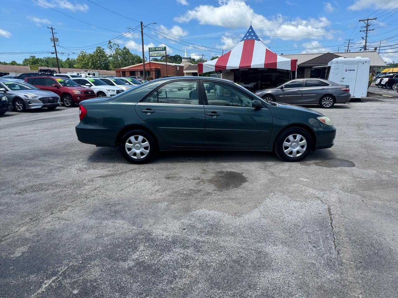 Toyota Camry 4dr Sdn XLE Auto (Natl) 2004