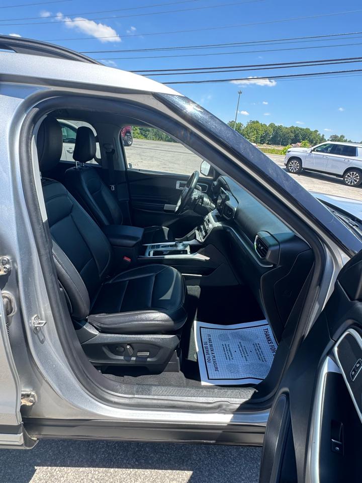 Ford Explorer 4dr Wagon XLT 2020