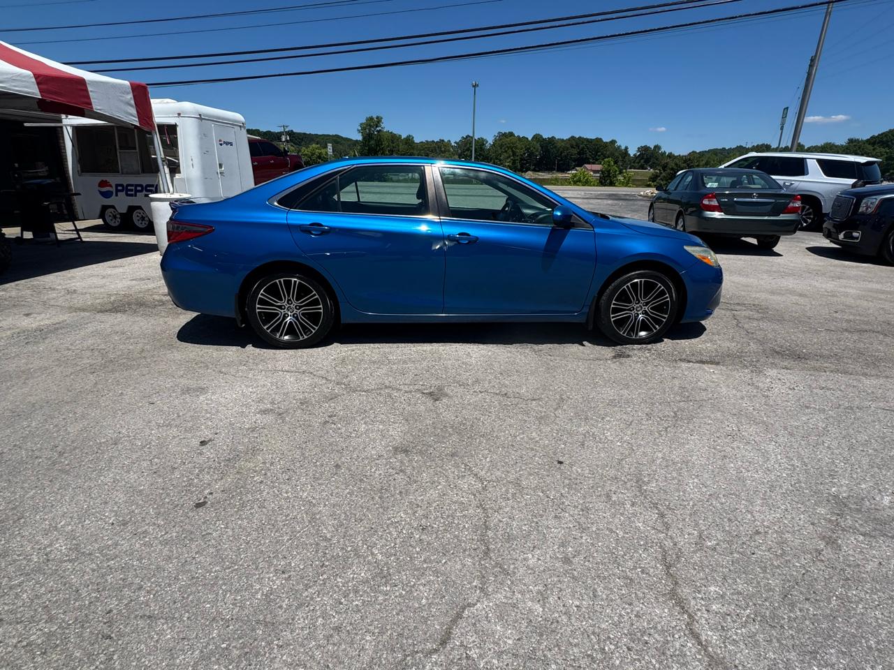 Toyota Camry 4dr Sdn I4 Auto SE w/Special Edition Pkg (Natl) 2016