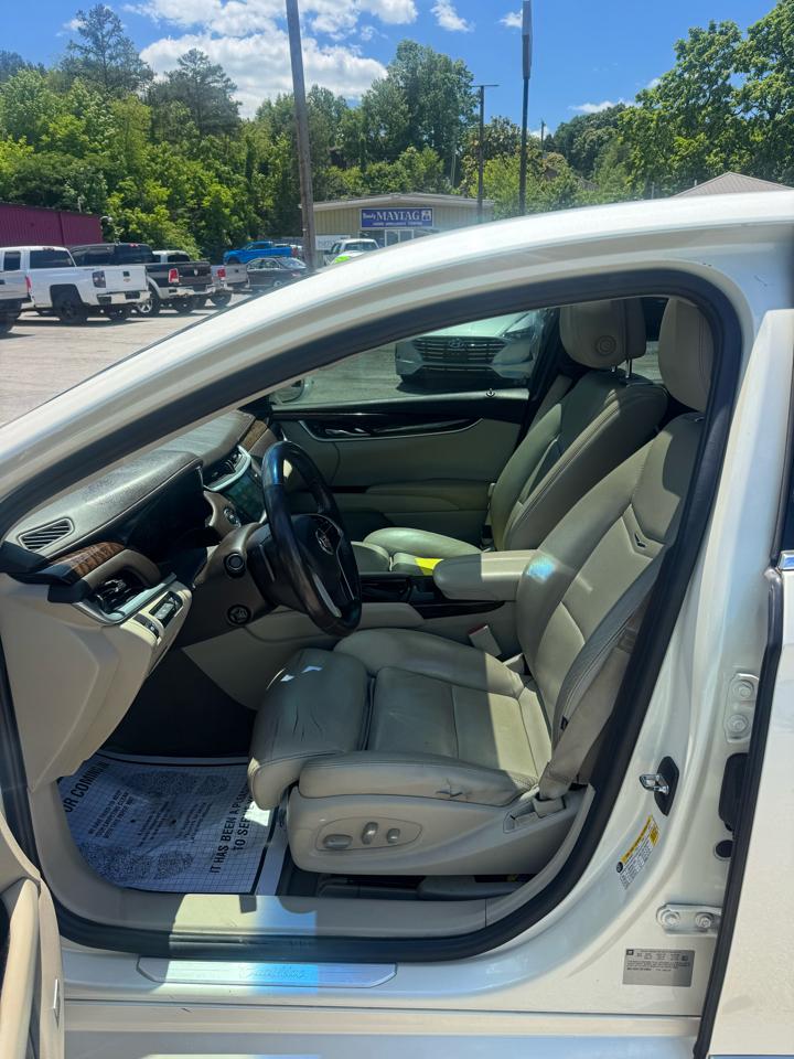 Cadillac XTS 4dr Sdn Premium FWD 2013