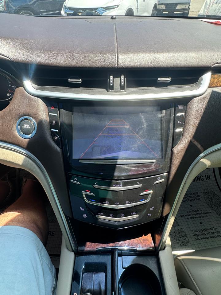 Cadillac XTS 4dr Sdn Premium FWD 2013