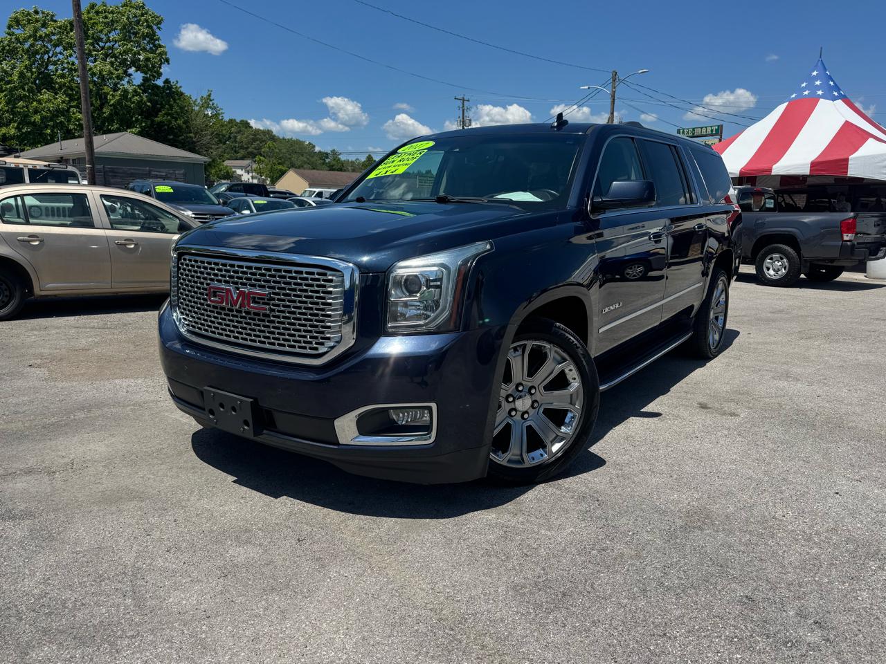 GMC Yukon XL 4WD 4dr Denali 2017