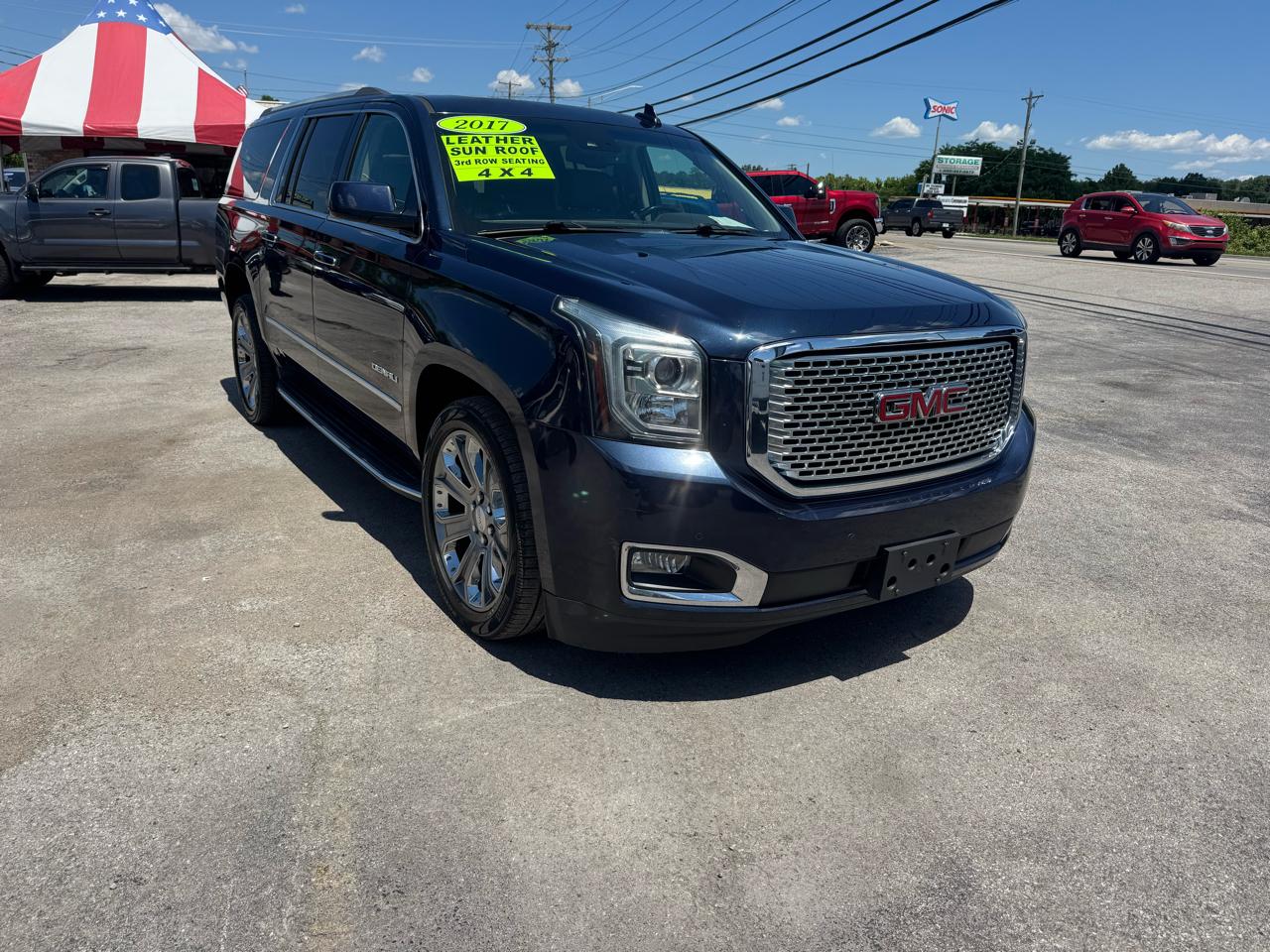 GMC Yukon XL 4WD 4dr Denali 2017