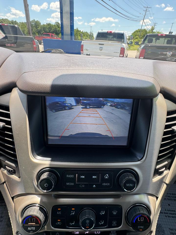 GMC Yukon XL 4WD 4dr Denali 2017