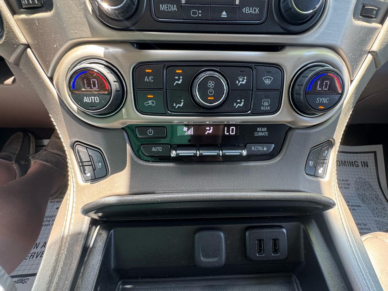 GMC Yukon XL 4WD 4dr Denali 2017