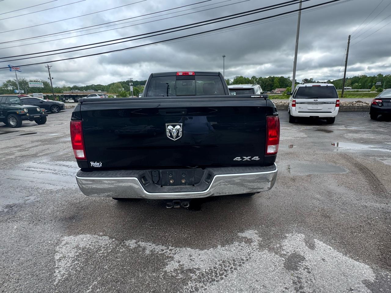 RAM 1500 4WD Reg Cab 140.5" Tradesman 2016