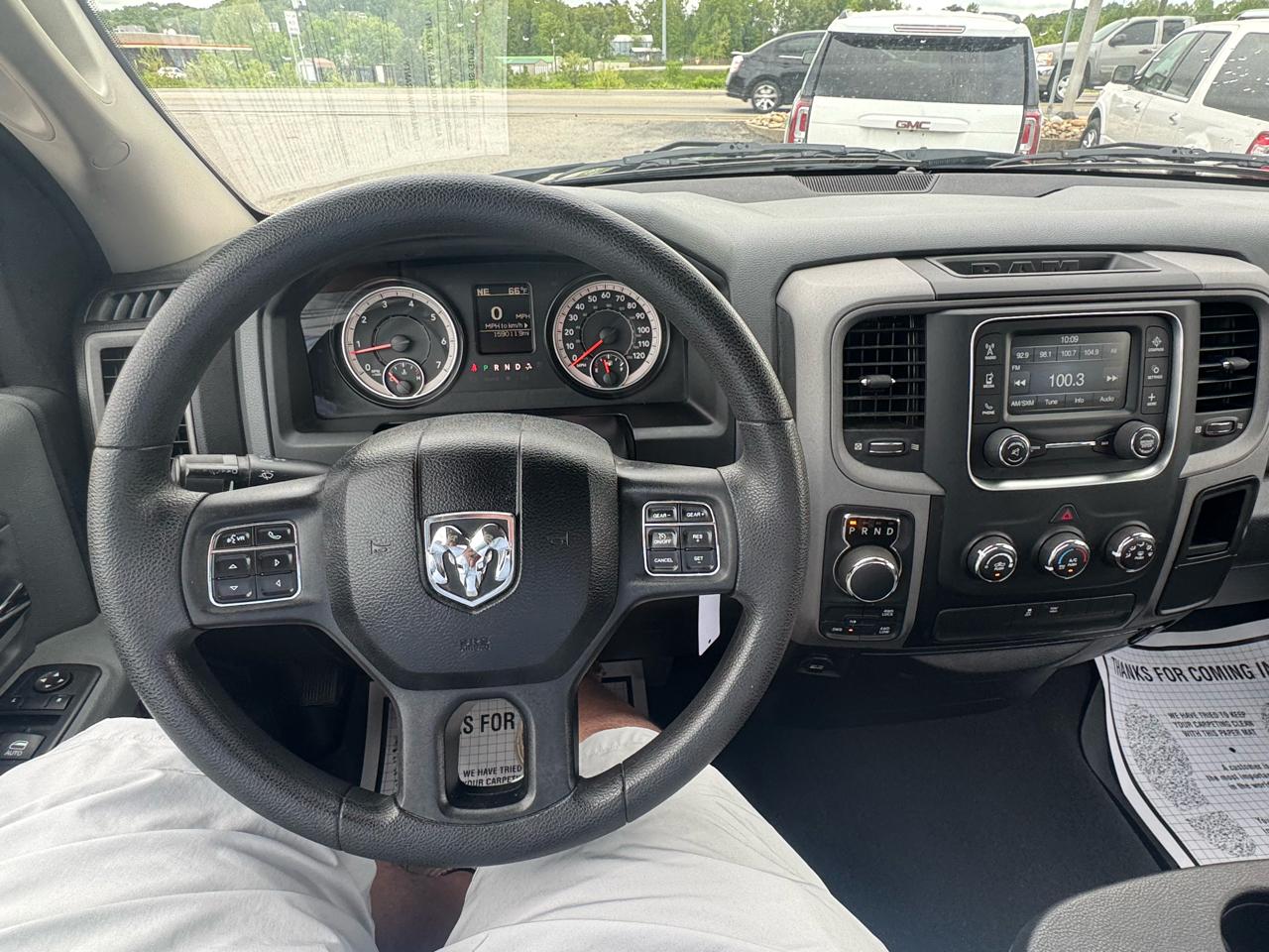 RAM 1500 4WD Reg Cab 140.5" Tradesman 2016