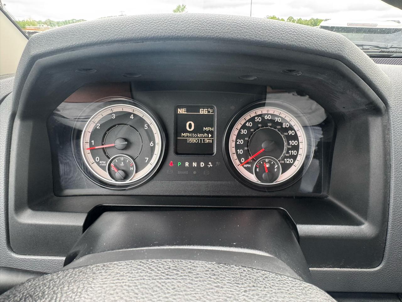 RAM 1500 4WD Reg Cab 140.5" Tradesman 2016