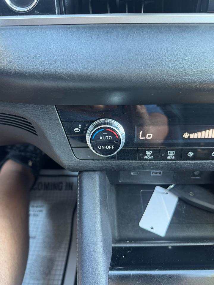 Mitsubishi Outlander SE FWD 2024
