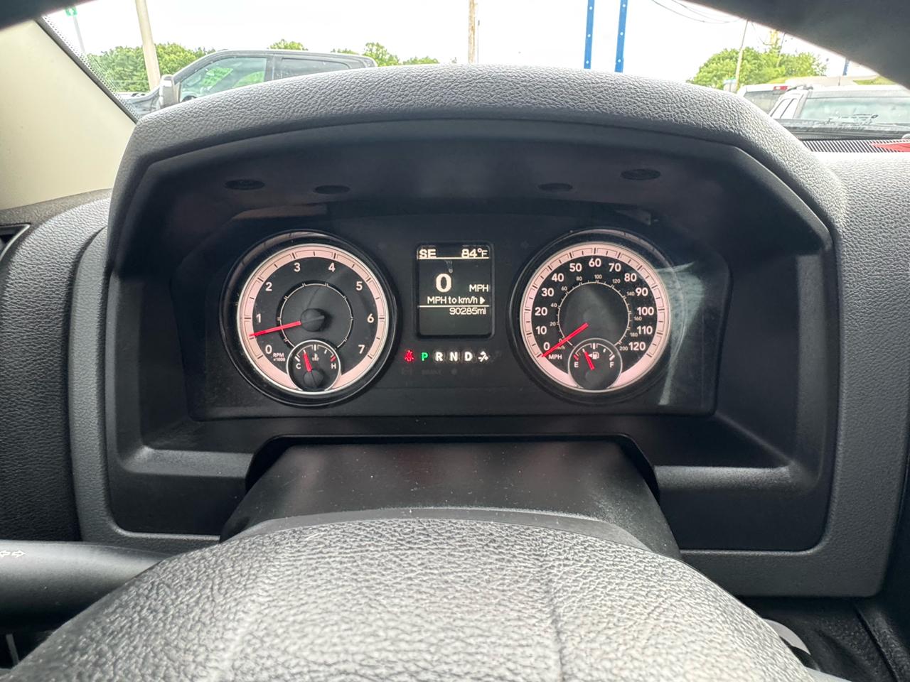 RAM 1500 Classic SLT 4x4 Crew Cab 6'4" Box 2019
