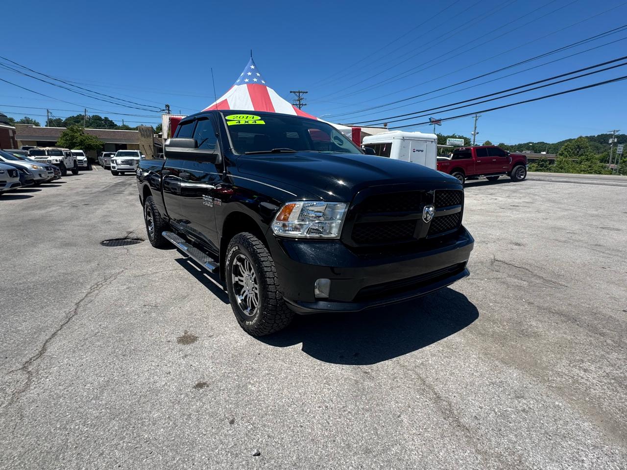 RAM 1500 4WD Quad Cab 140.5" Express 2014