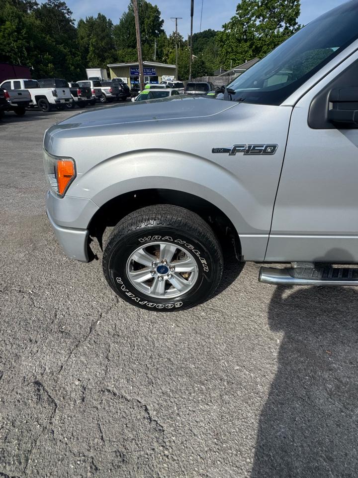 Ford F-150 4WD SuperCab 133" STX 2013