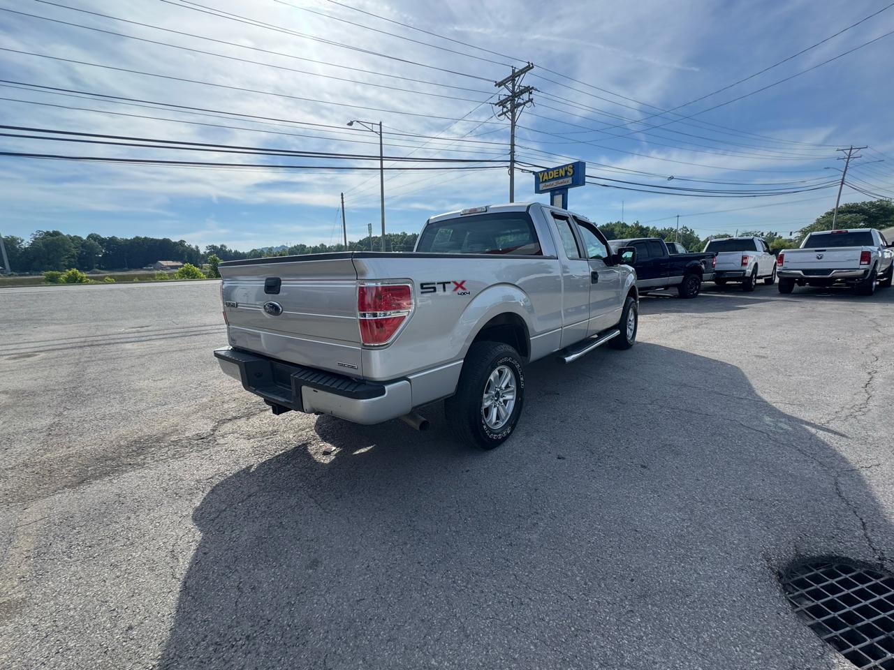 Ford F-150 4WD SuperCab 133" STX 2013