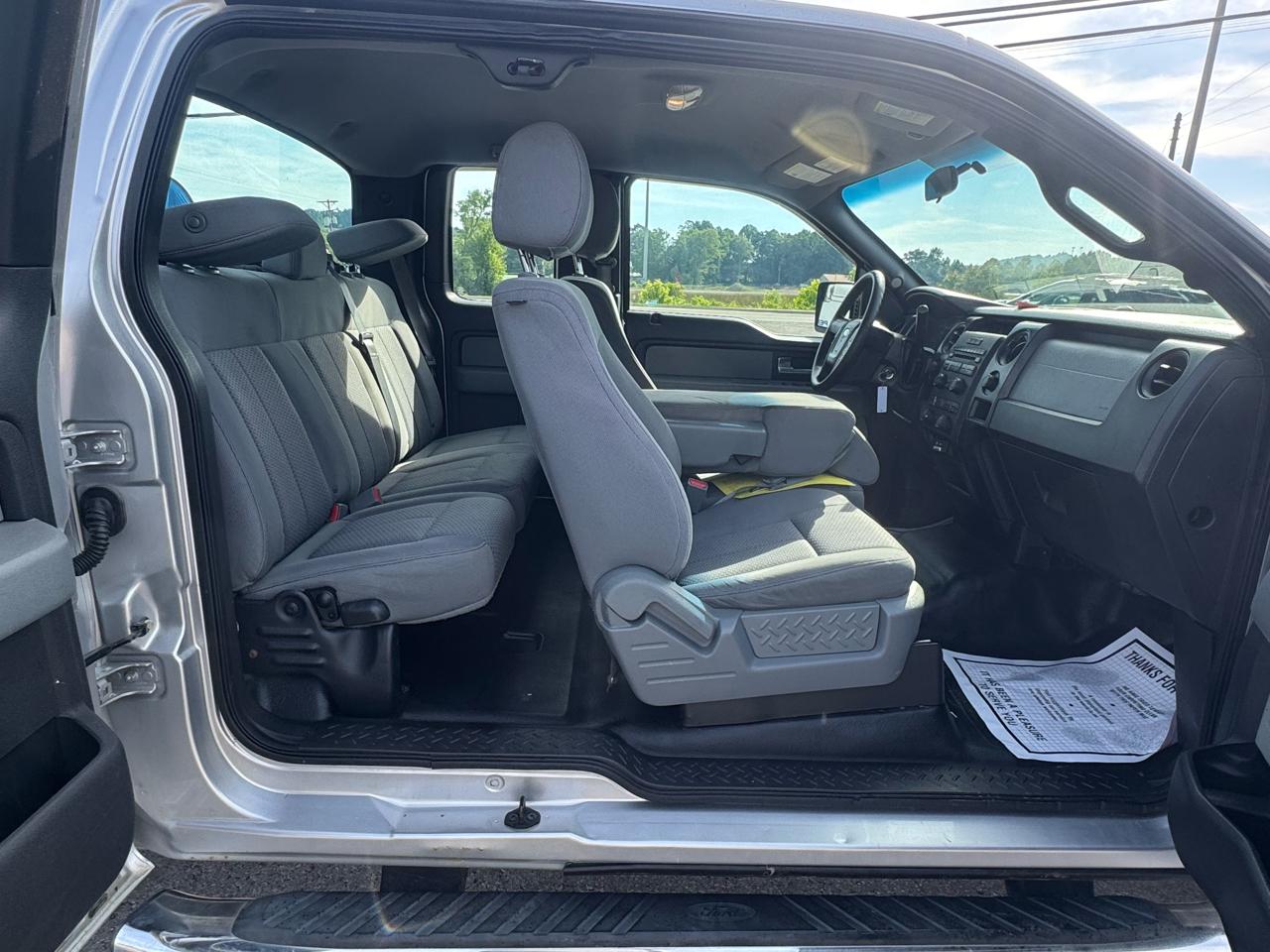 Ford F-150 4WD SuperCab 133" STX 2013