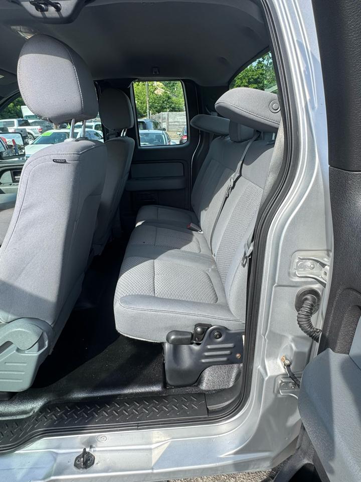 Ford F-150 4WD SuperCab 133" STX 2013