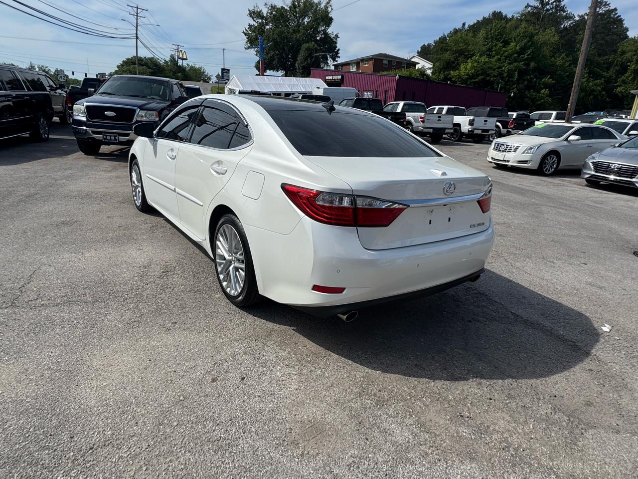 Lexus ES 350 4dr Sdn 2013