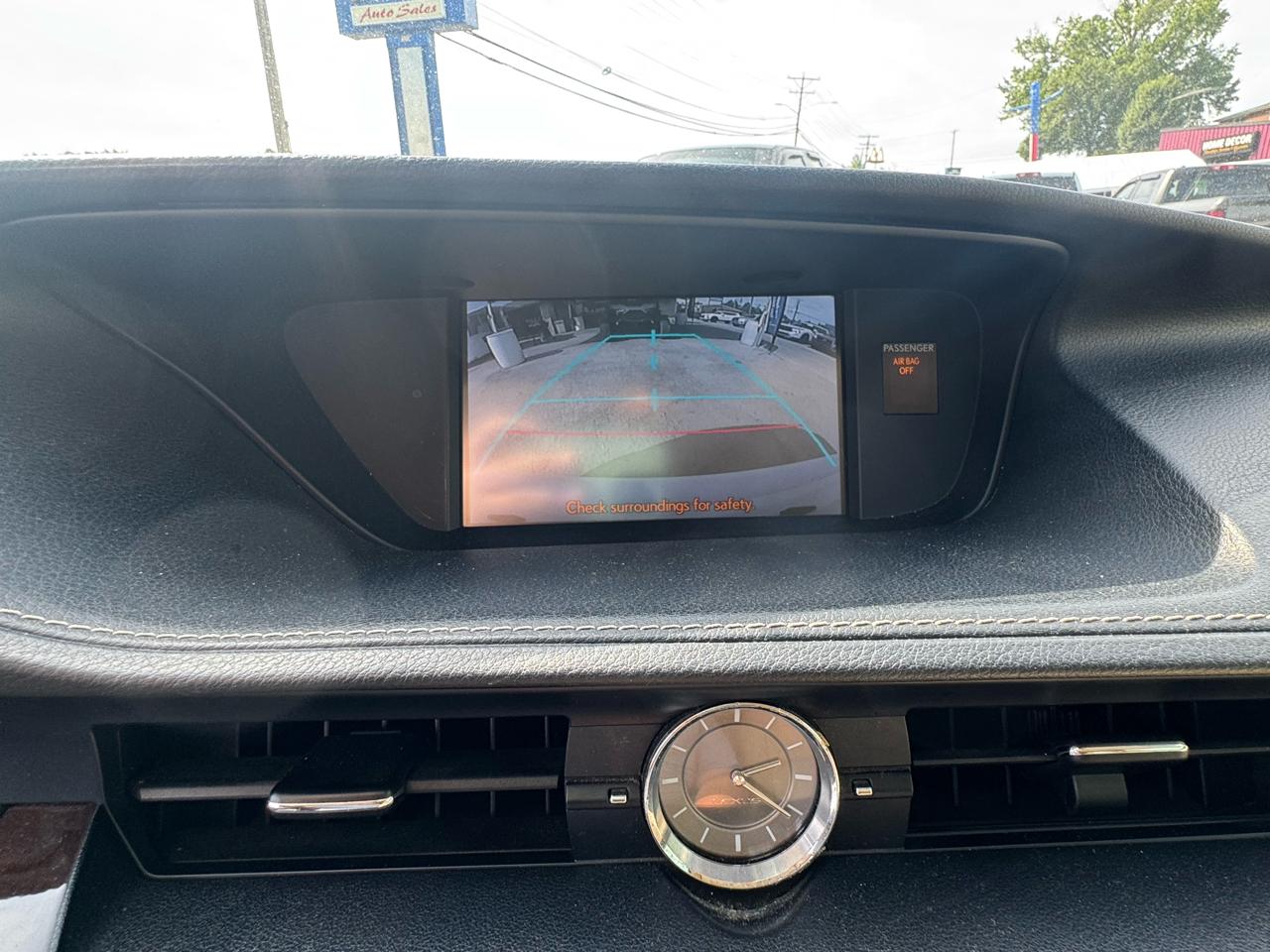 Lexus ES 350 4dr Sdn 2013