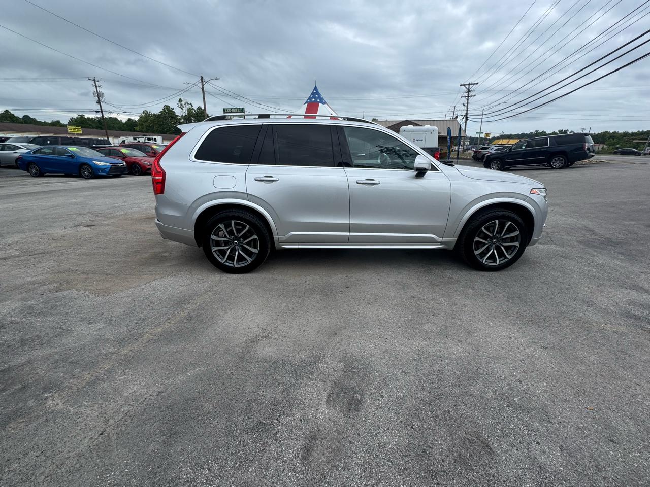 Volvo XC90 T6 AWD Momentum 2019