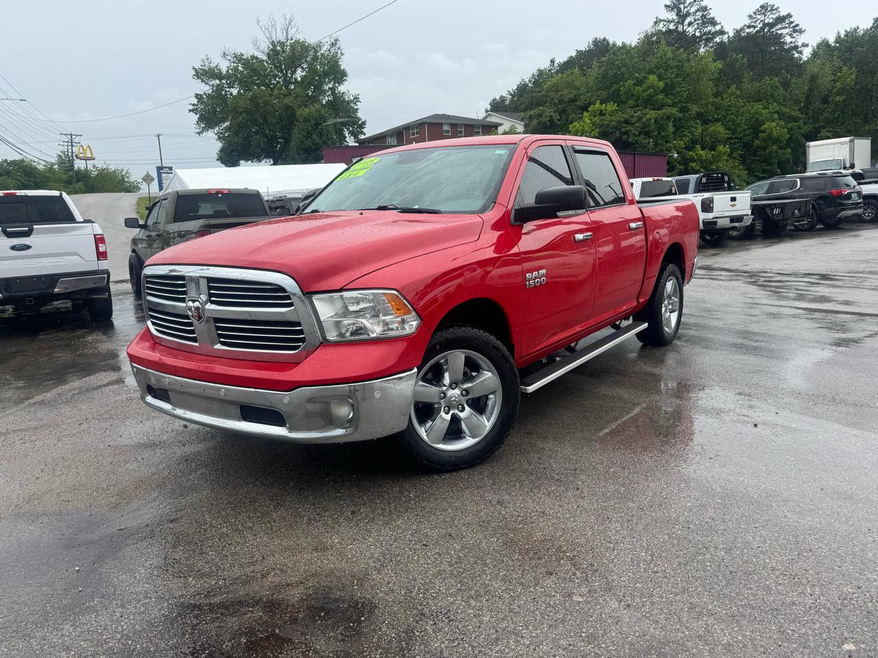 RAM 1500 Big Horn 4x4 Crew Cab 5'7" Box 2017