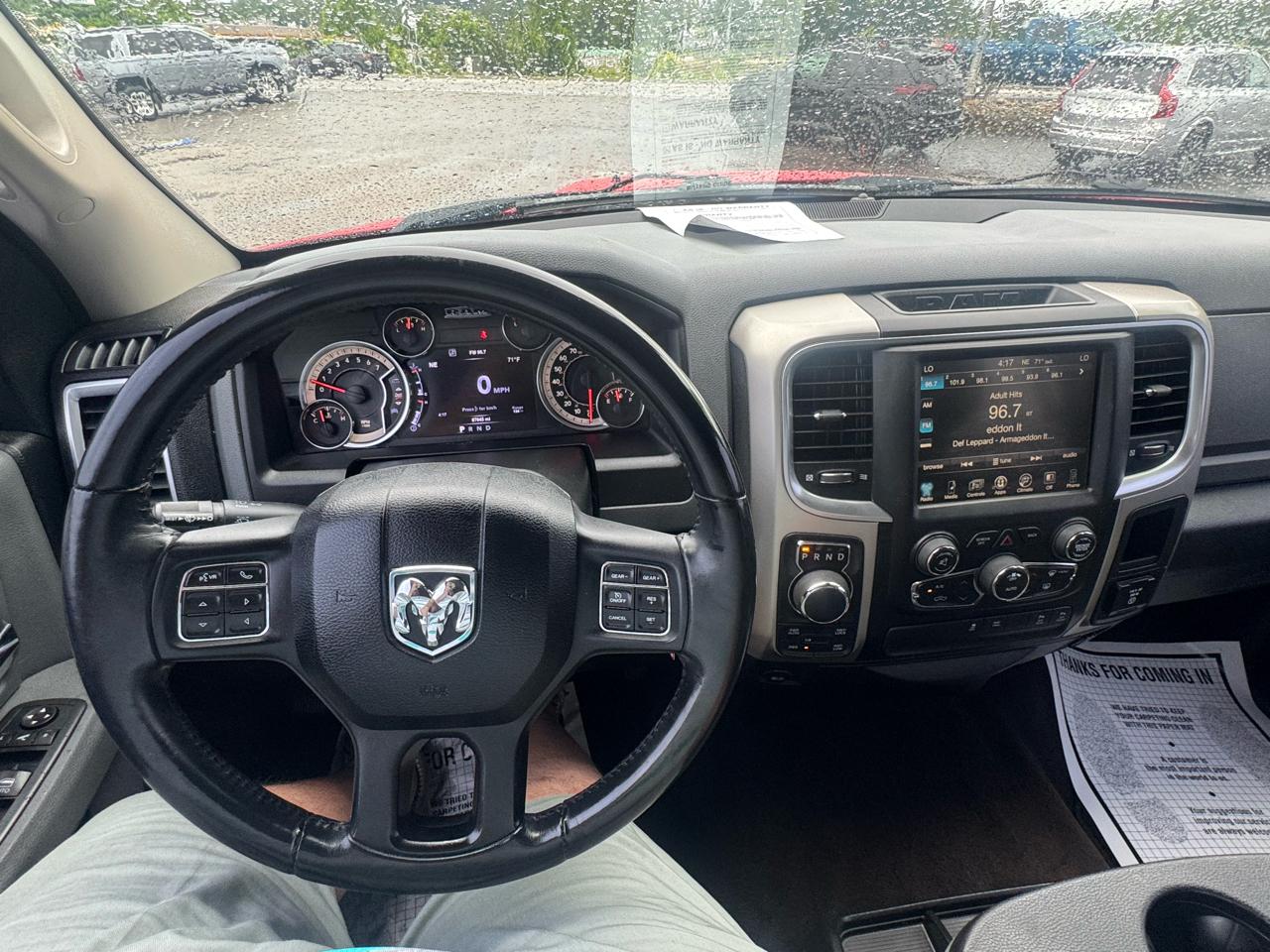 RAM 1500 Big Horn 4x4 Crew Cab 5'7" Box 2017