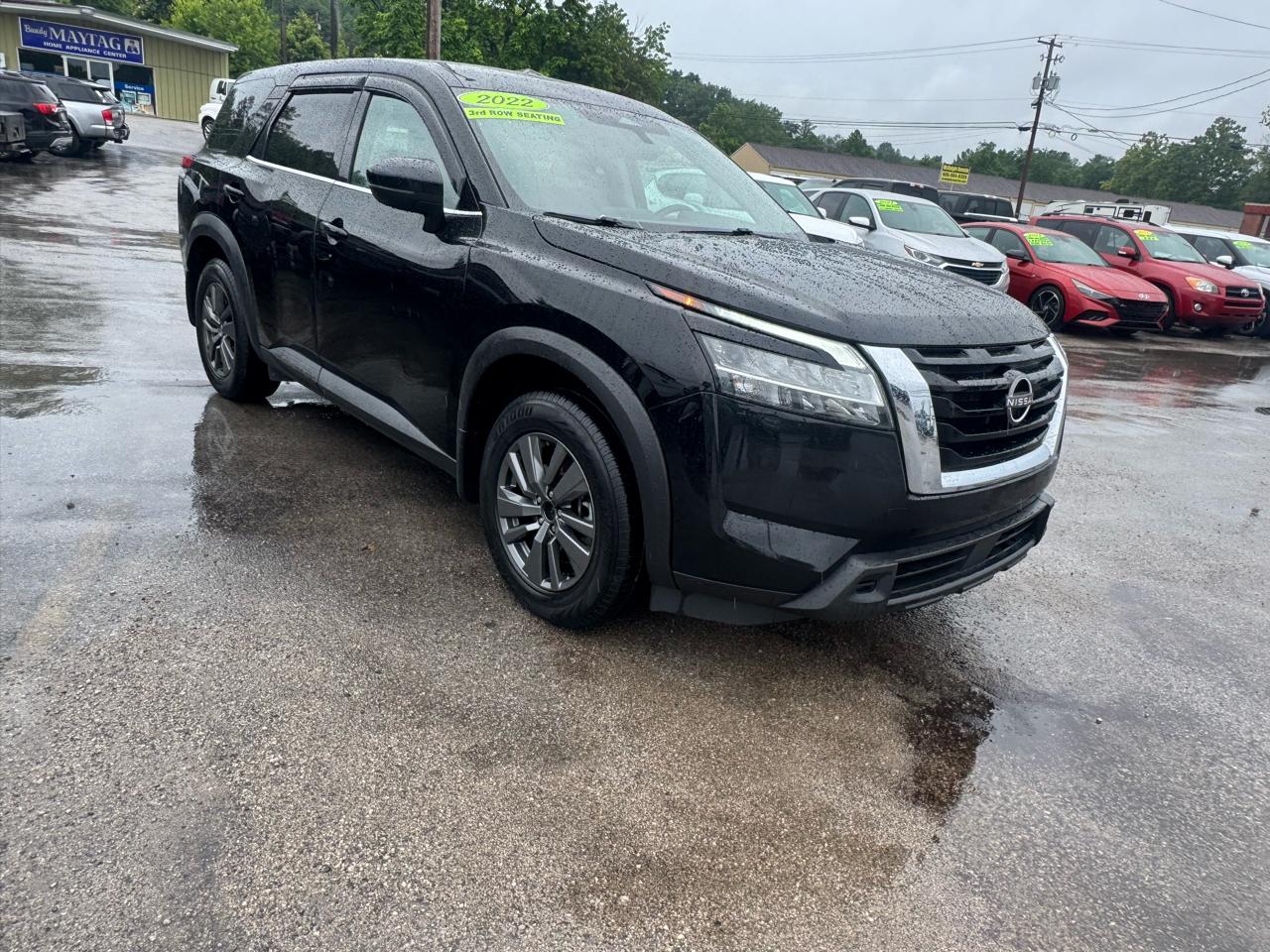 Nissan Pathfinder S 2WD 2022