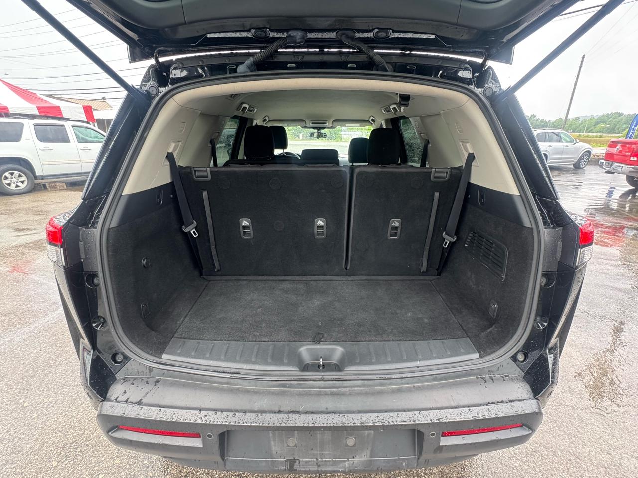 Nissan Pathfinder S 2WD 2022