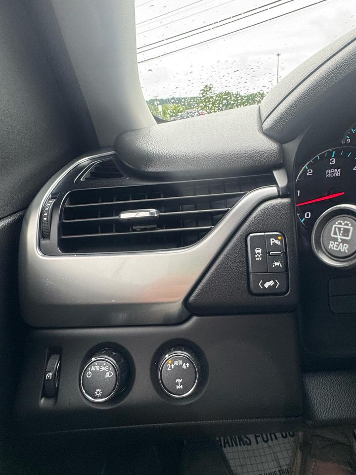 Chevrolet Tahoe 4WD 4dr LT 2020