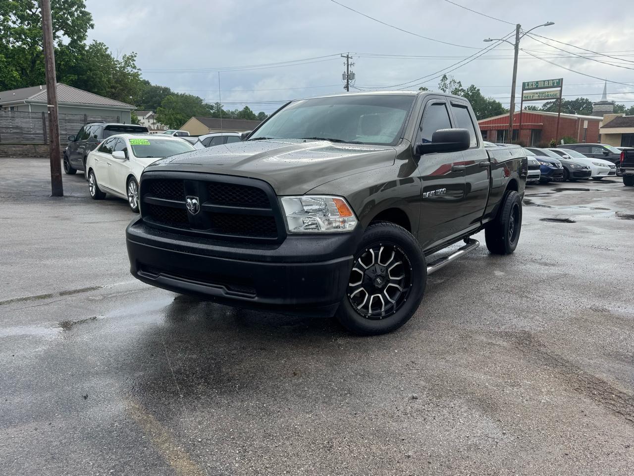 RAM 1500 2WD Quad Cab 140.5" Tradesman 2012