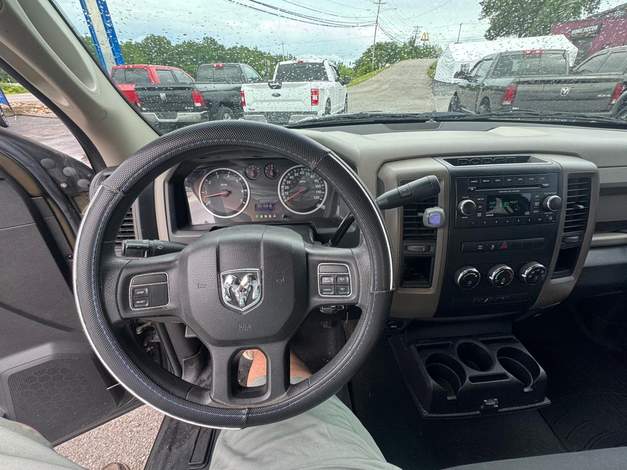 RAM 1500 2WD Quad Cab 140.5" Tradesman 2012