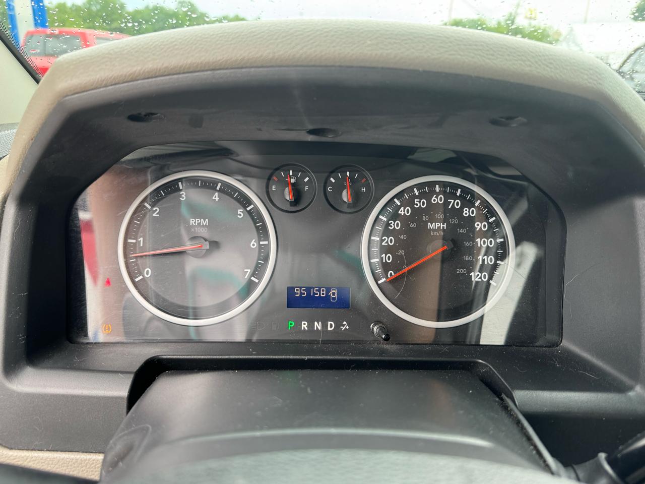 RAM 1500 2WD Quad Cab 140.5" Tradesman 2012
