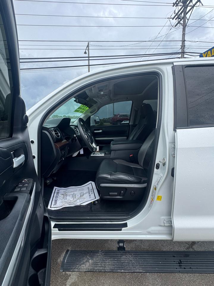 Toyota Tundra 4WD Limited CrewMax 5.5' Bed (Natl) 2019