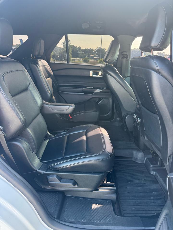 Ford Explorer 4dr XLT 4WD 2020