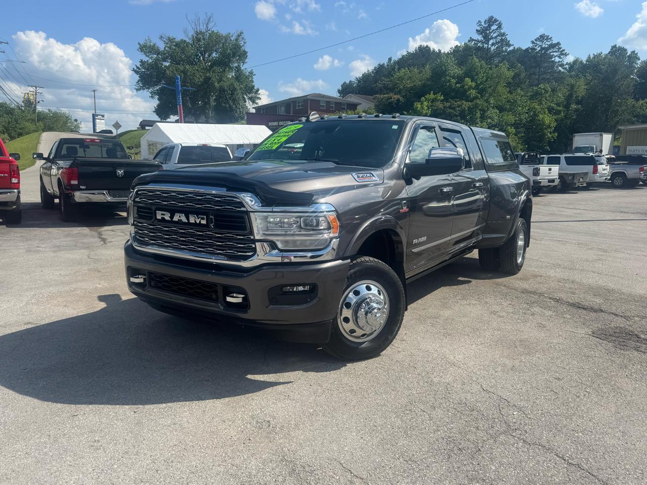 RAM 3500 Limited 4x4 Mega Cab 6'4" Box 2019